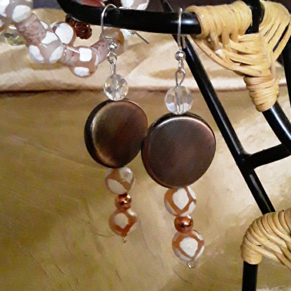 Jewelry - Picture 3 of 4